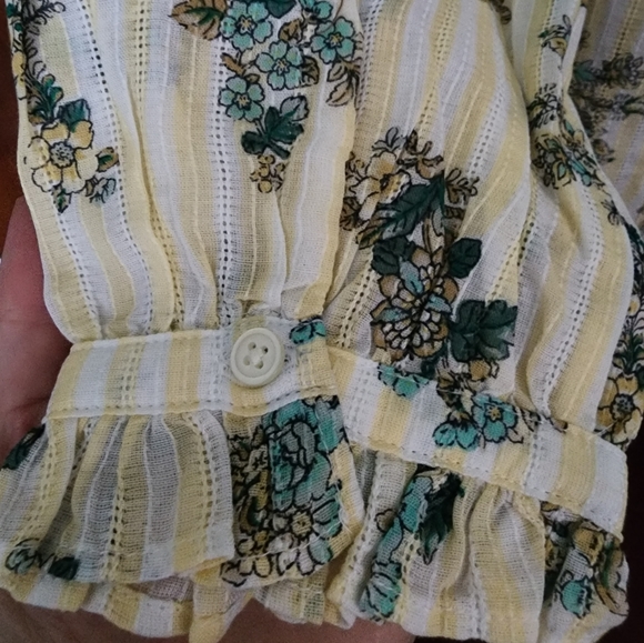 NWT LOFT Bouquet Pintucked Tie Neck Blouse - Picture 7 of 7